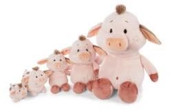 Nici 47794 Schwein Pigwick 51cm Farm Friends Plüsch Kuscheltier Schlenker GREEN -Nici 47790 10 47791 47792 47793 47794 Groessenvergleich 2048x1345 1